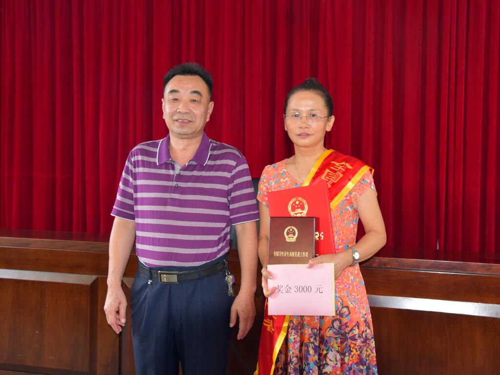 广西胸科医院蓝珂同志获“全国卫生计生系统先进工作者”荣誉