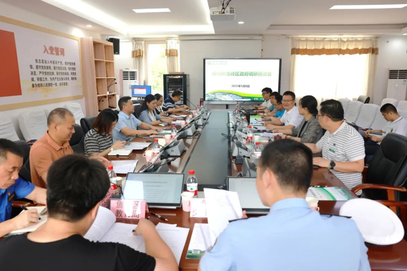 柳州市鱼峰区委副书记、区长彭继军到广西胸科医院走访调研