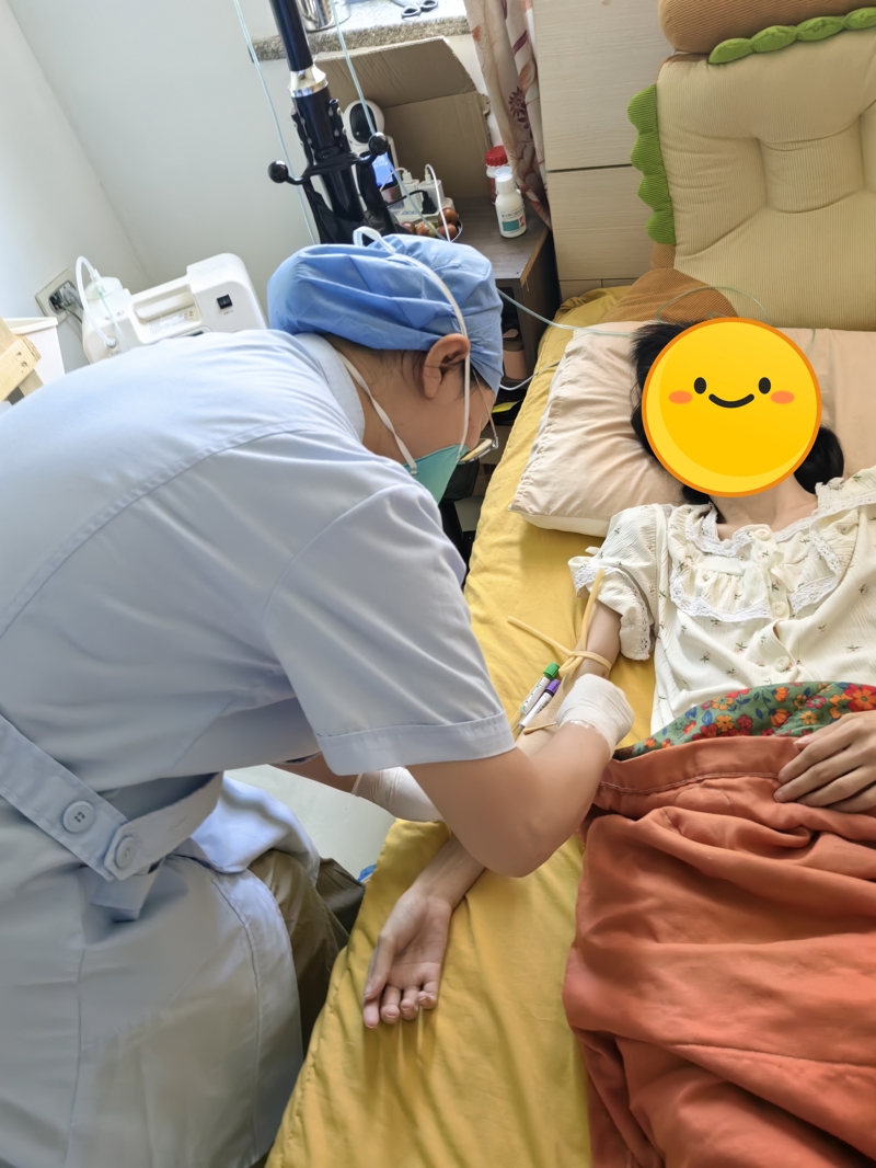 步梯房里的“云复诊”